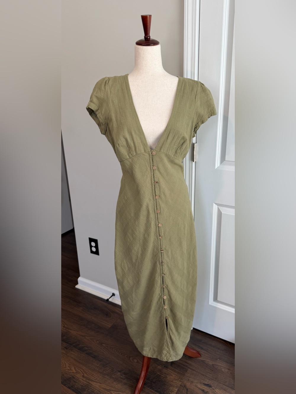 Free People Women’s New in Town Midi Dress Willow Green Size Large